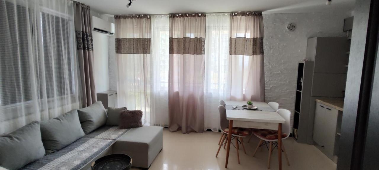 Lucas Apartment Navodari Luaran gambar